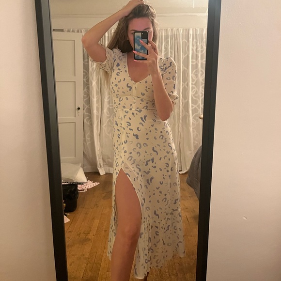 reformation nantes dress in marc abstract print - Picture 4 of 4